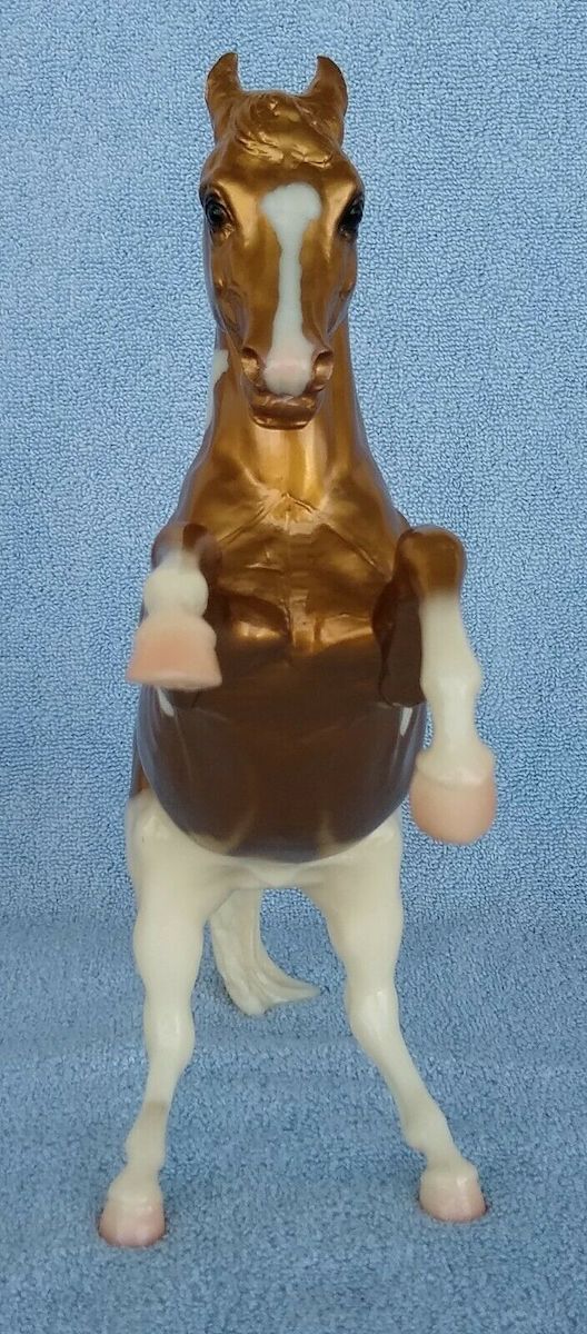 BreyerFest Volunteer Model Breyer Value Guide